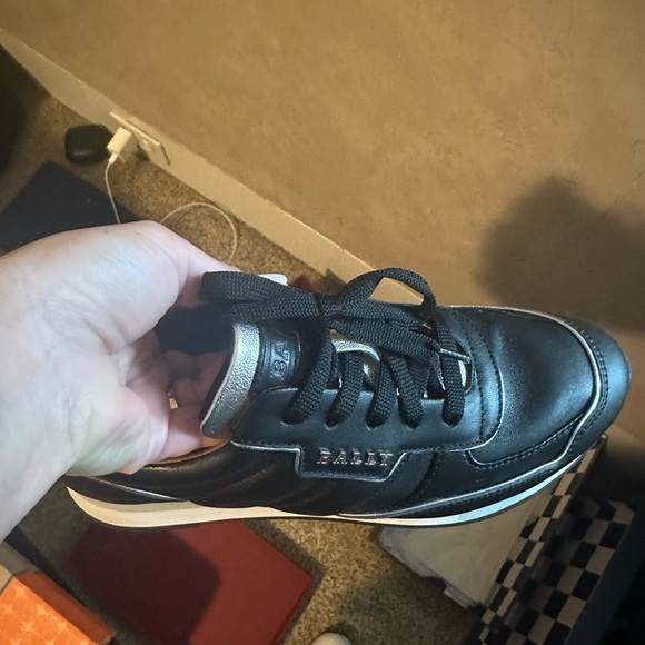 Authentic like new Bally sneakers 👟- size 6.5 - Picture 3 of 5
